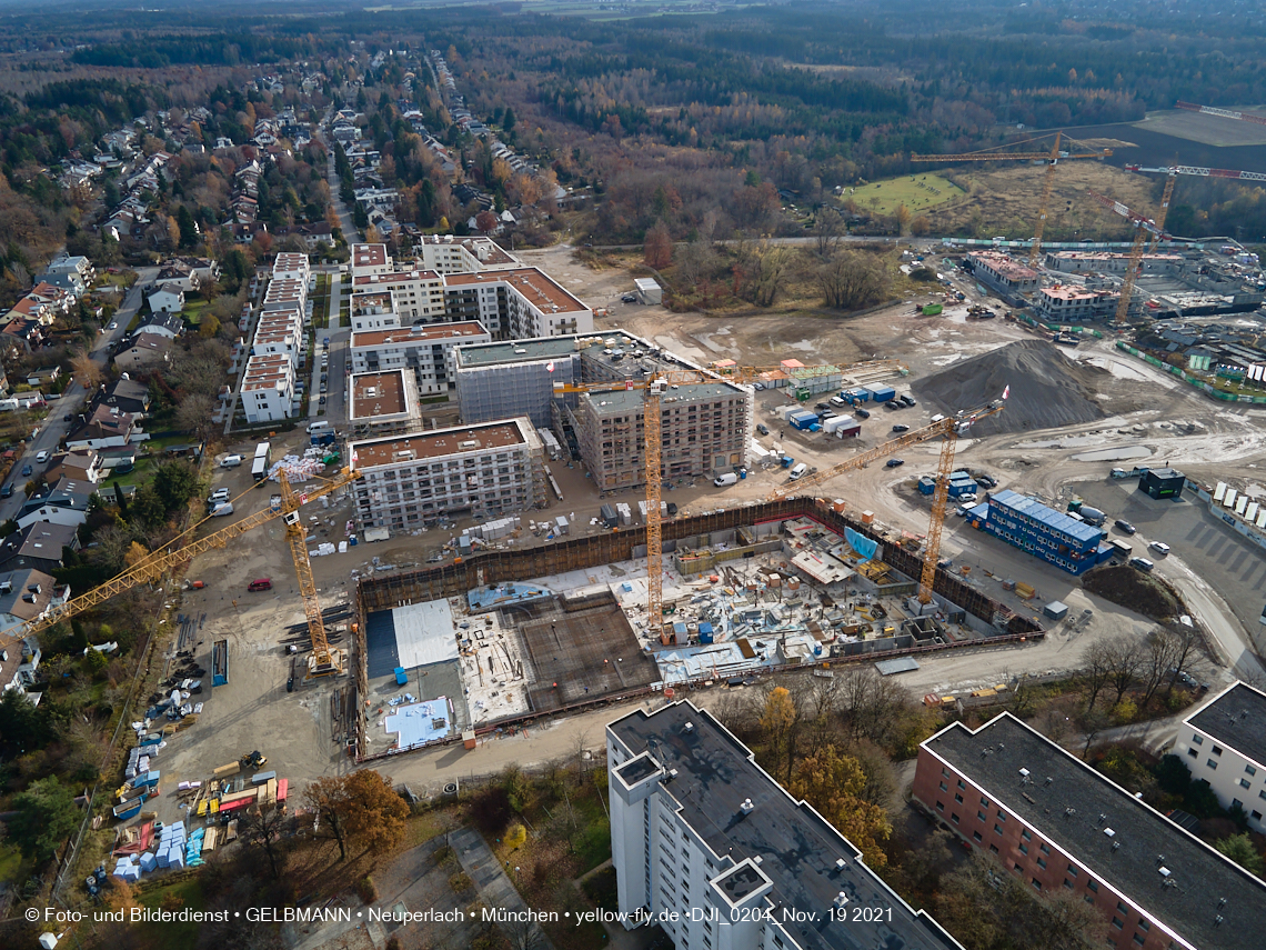 19.11.2021 - Luftbilder von der Baustelle Alexisquartier und Pandion Verde in Neuperlach